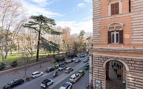 Rome Love Hotel